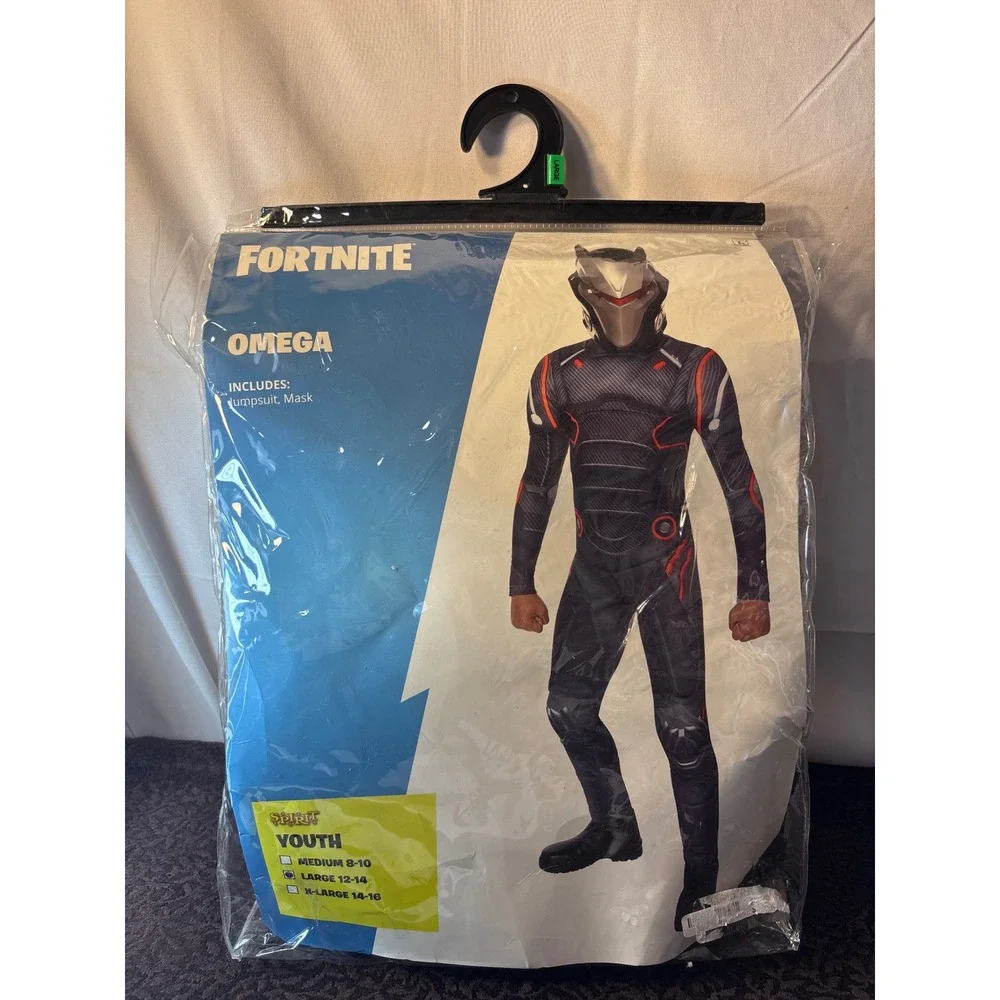 Fortnite‎ Omega Costume Youth Large 12-14 Spirit Halloween Jumpsuit Mask New